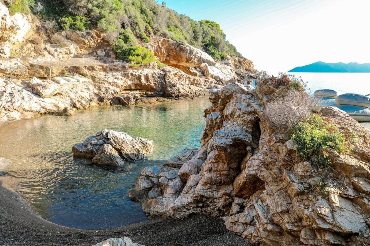 Thalasses Villas Skiathos Punta Екстериор снимка