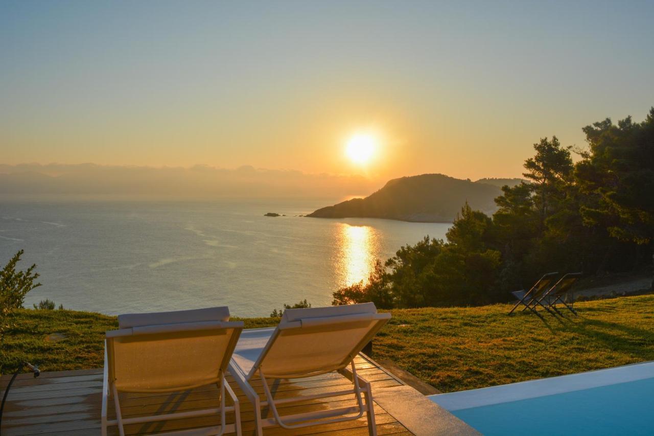 Thalasses Villas Skiathos Punta Екстериор снимка